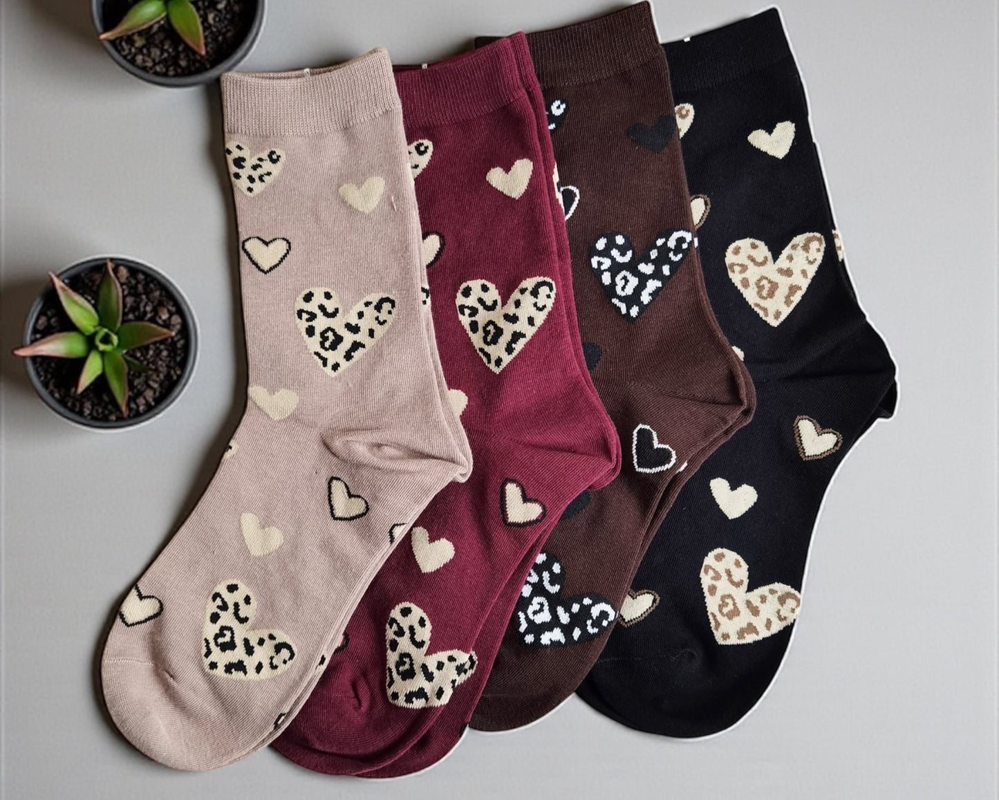 Stylische Socken mit Herz- & Leo-Print