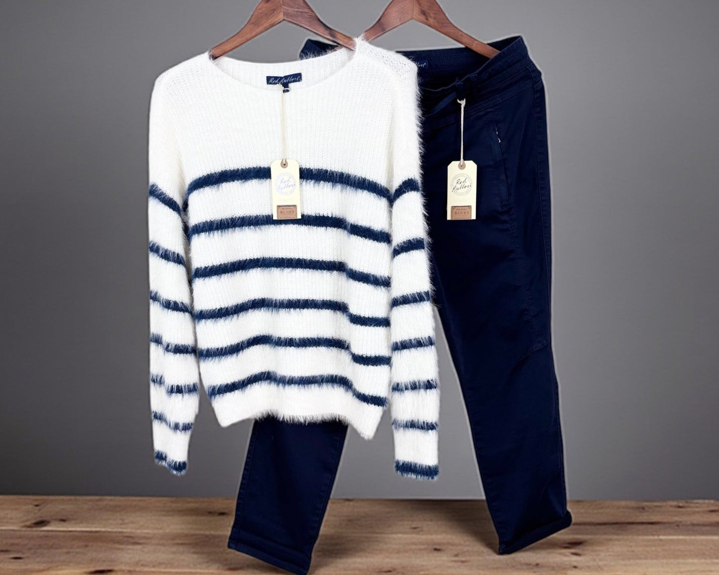 Flauschiger Streifenpullover