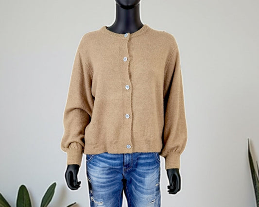 Strick-Cardigan mit Knopfleiste – zeitlos & feminin