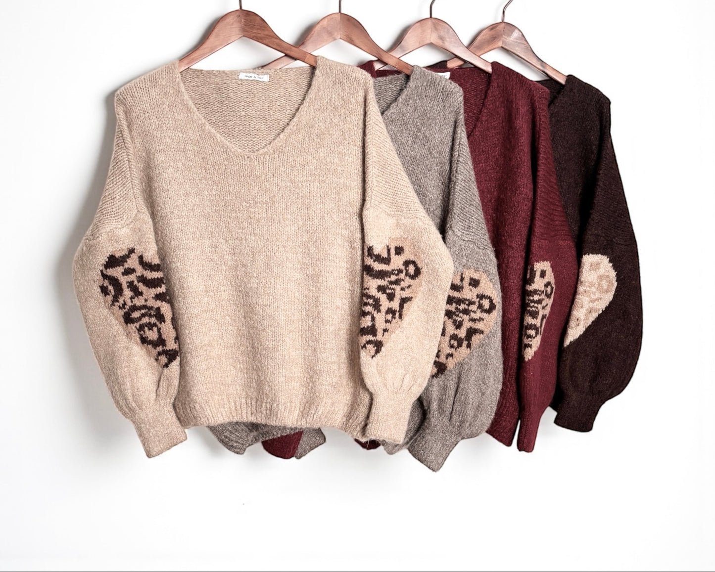 Strickpullover mit Leo-Detail – cozy, modern & voller Stil