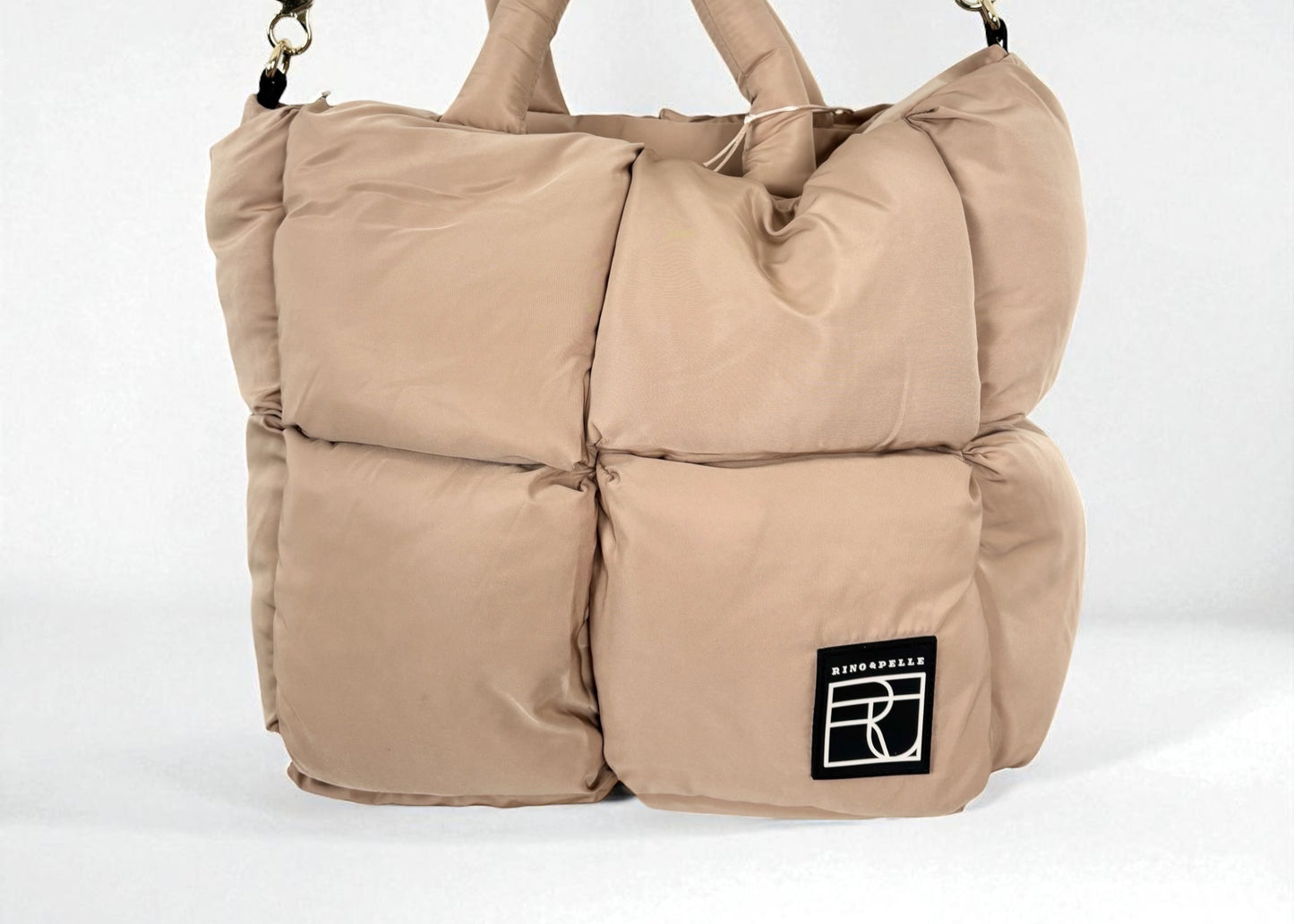 Rino&Pelle – Gepolsterte Schultertasche