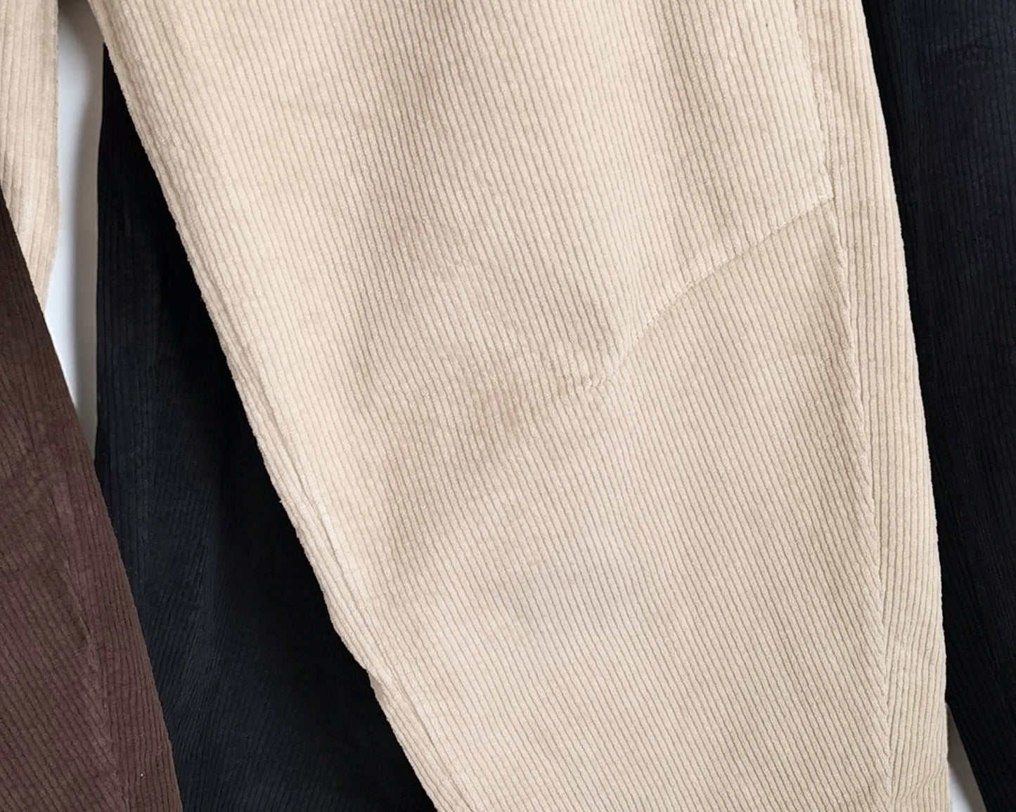 Bequeme Cordhose in Einheitsgröße