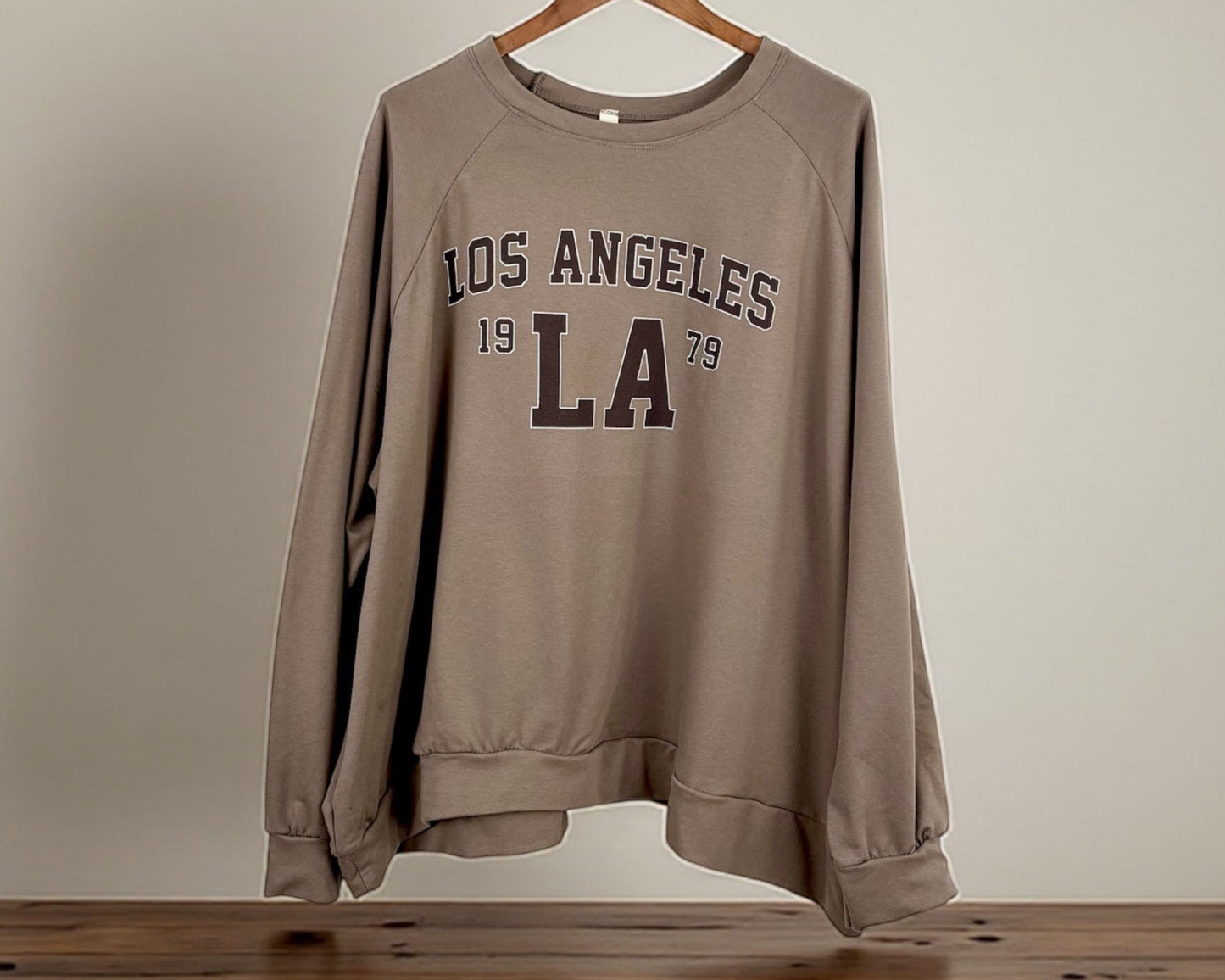 College-Style Sweatshirt "Los Angeles"