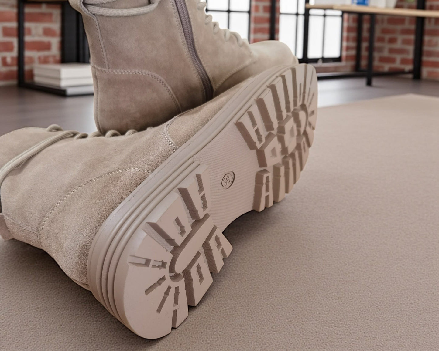 Rino & Pelle Damen Schnürboots in Beige mit warmer Fütterung