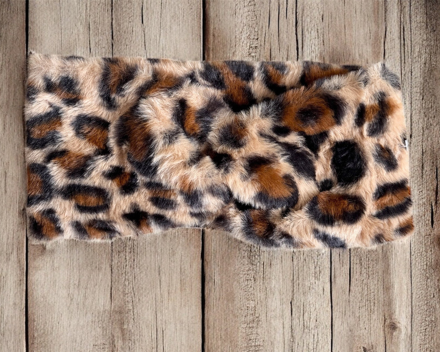 Flauschiges Leo-Stirnband – warm, cozy & super stylish