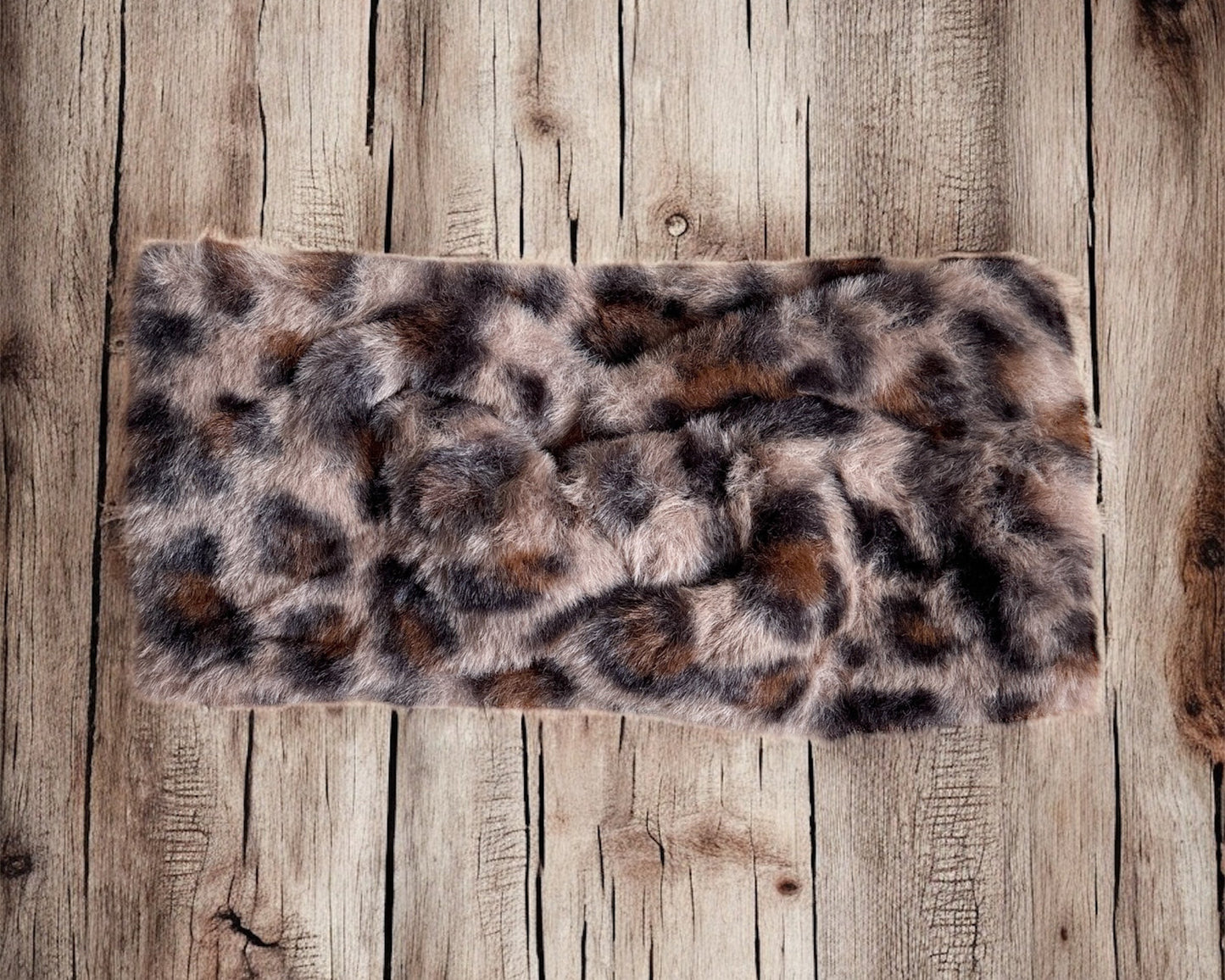 Flauschiges Leo-Stirnband – warm, cozy & super stylish