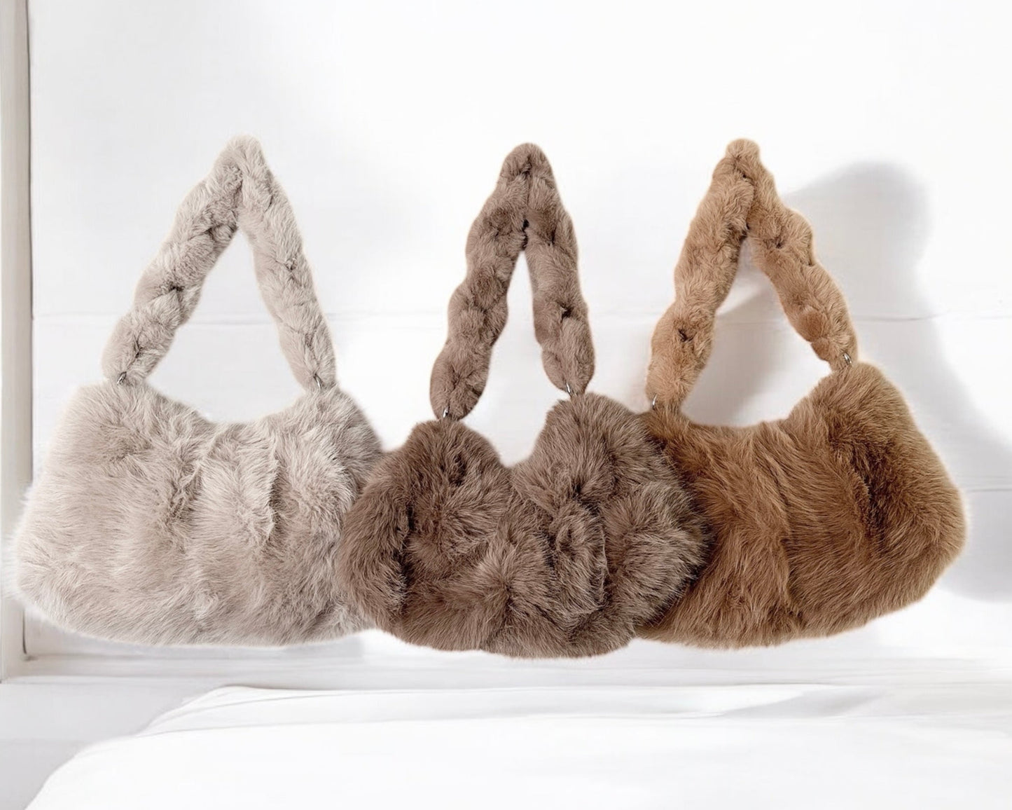 Flauschige Plüsch-Bag – cozy, soft & absolut im Trend