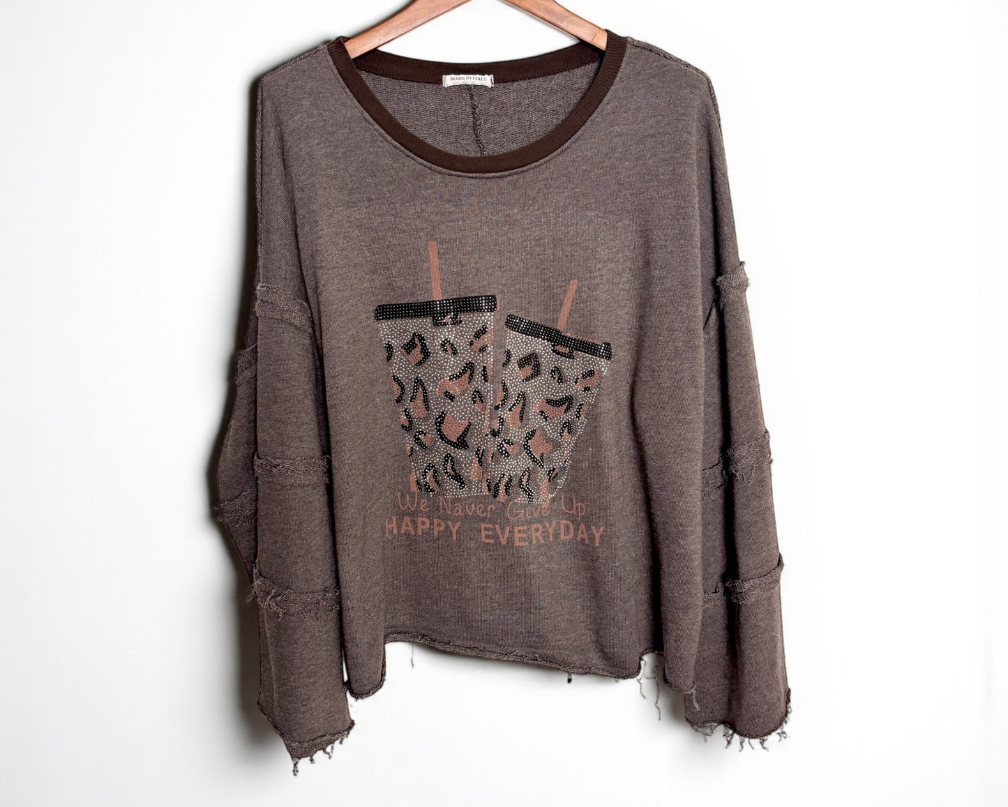 Langarmshirt „Happy Everyday“ – lässig, soft & stylisch