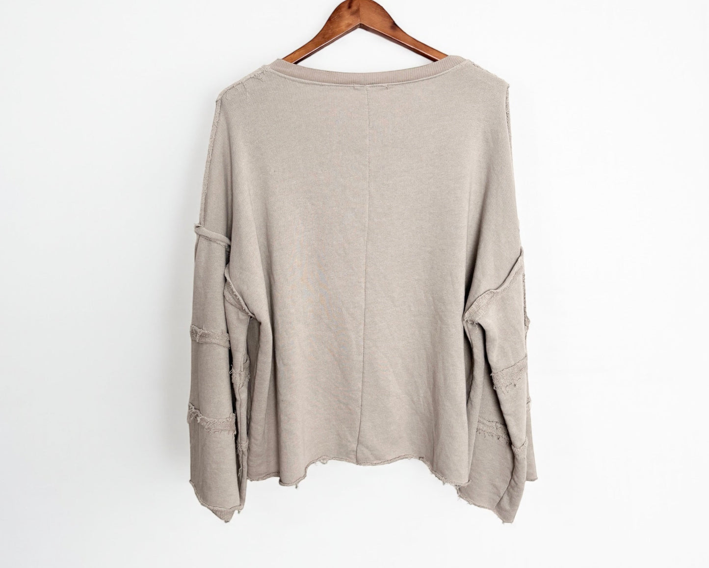 Langarmshirt „Happy Everyday“ – lässig, soft & stylisch