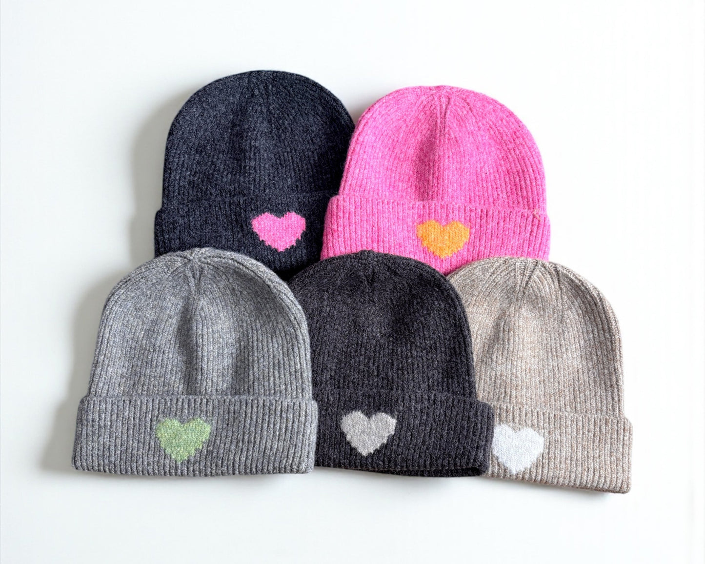 Kuschelige Strickmütze mit Herz