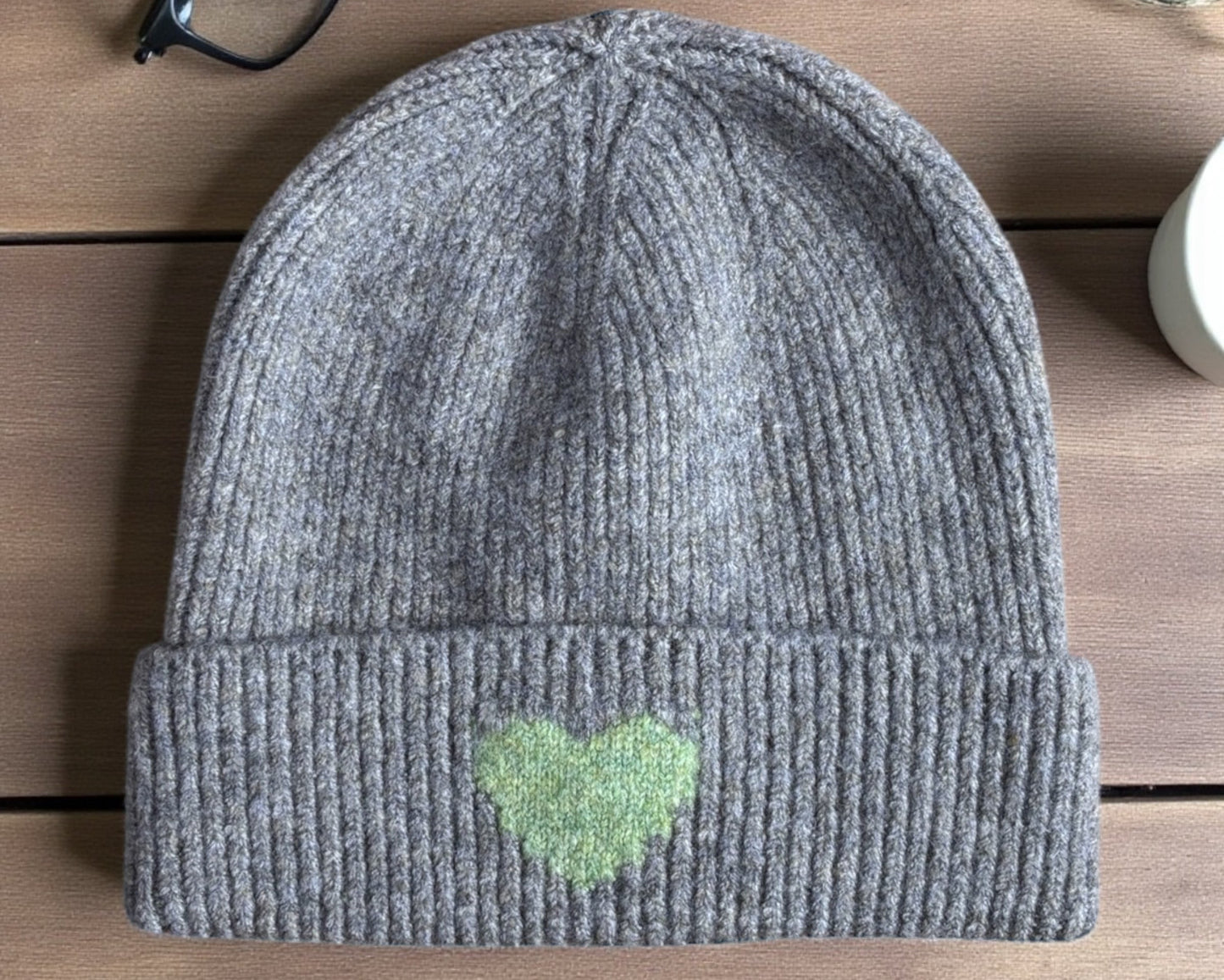 Kuschelige Strickmütze mit Herz