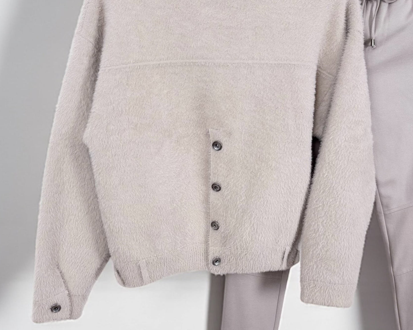 Flauschige Kurzjacke mit Knopfleiste