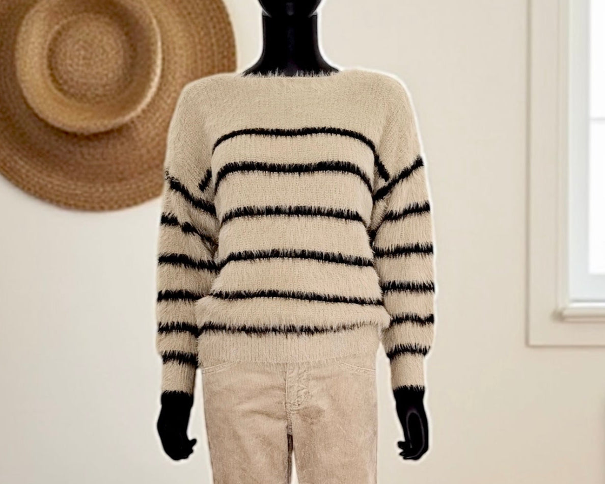 Flauschiger Streifenpullover