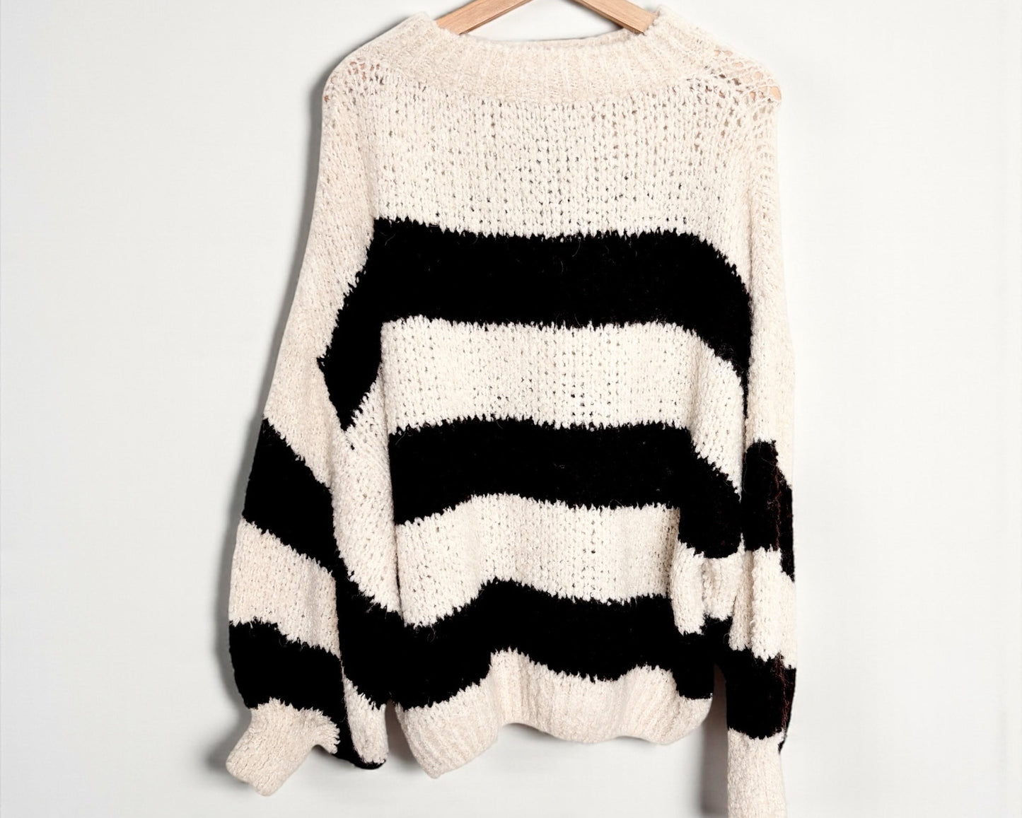 Kuschelpullover mit Blockstreifen