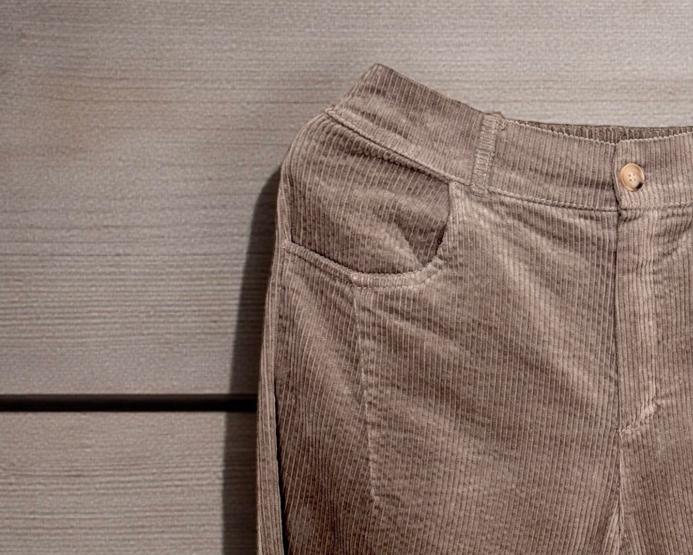 Bequeme Cordhose in Einheitsgröße