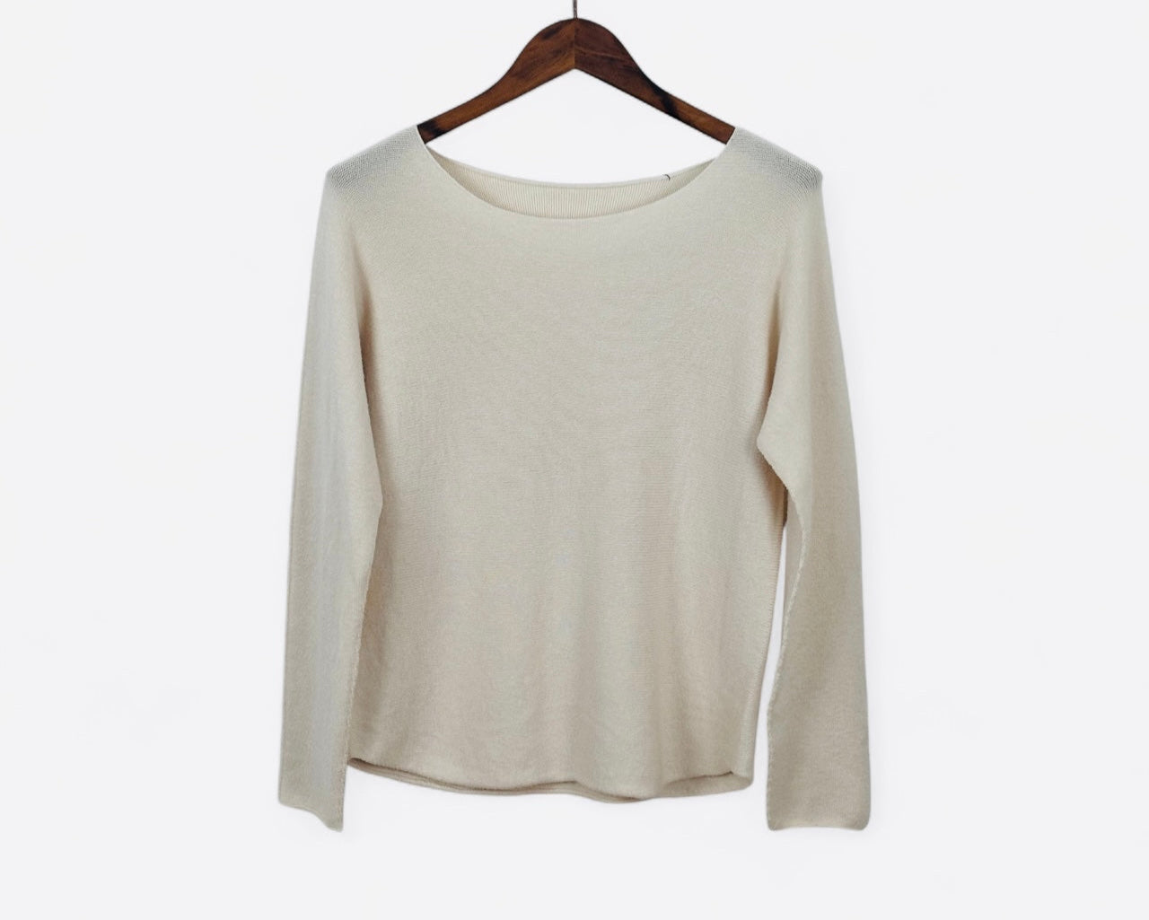 Basic Feinstrick-Pullover – Rundhals & V-Ausschnitt